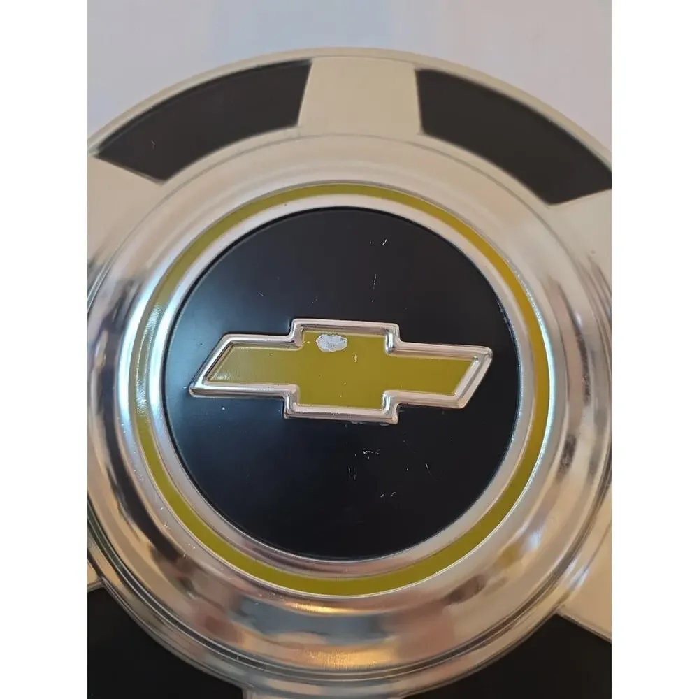 Chevrolet 2500 Dog Dish Cap Gold Bow Tie 3/4 Ton